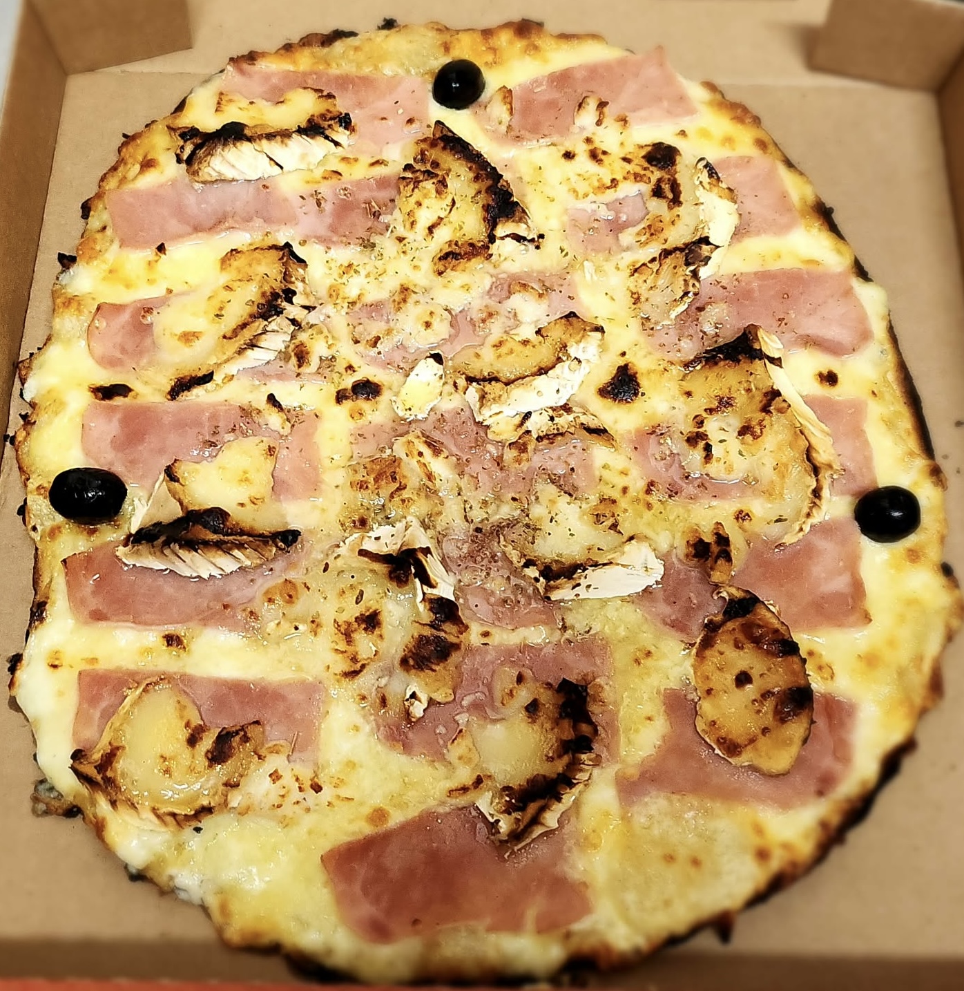 PIZZA DU MOMENT LA CHÈVRE MIEL